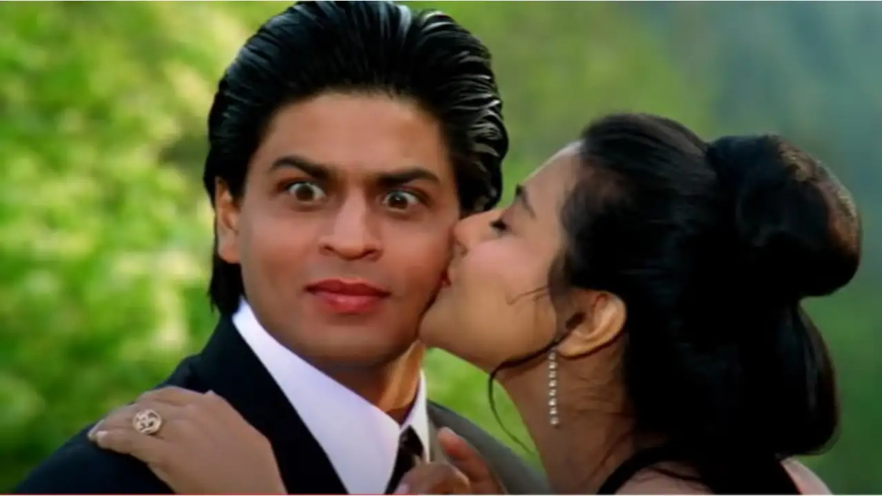 A scene from Dilwale Dulhania Le Jayenge starring Shah Rukh Khan and Kajol. 