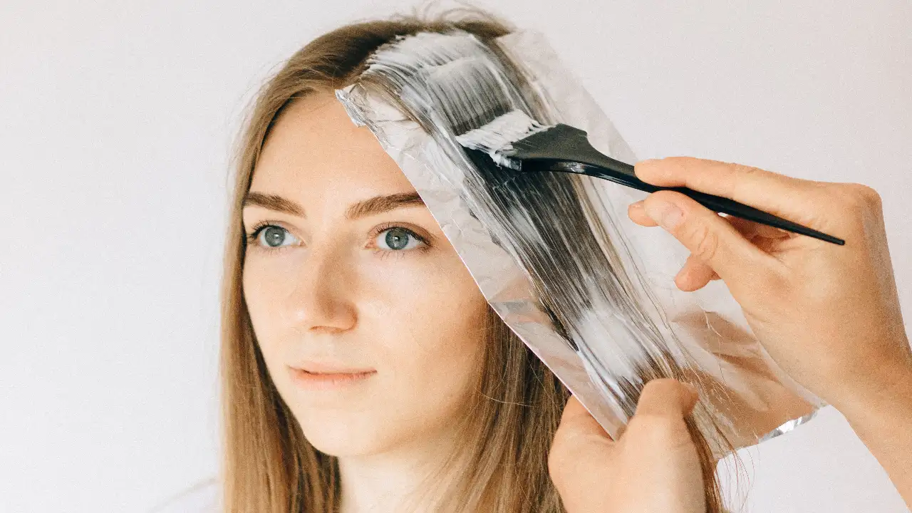 5 Easy ways to remove hair dye from your skin
