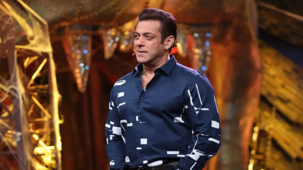 Salman Khan lashes out at Sumbul Touqeer and Ankit Gupta for their bad performance (Pic Credit: Colors)