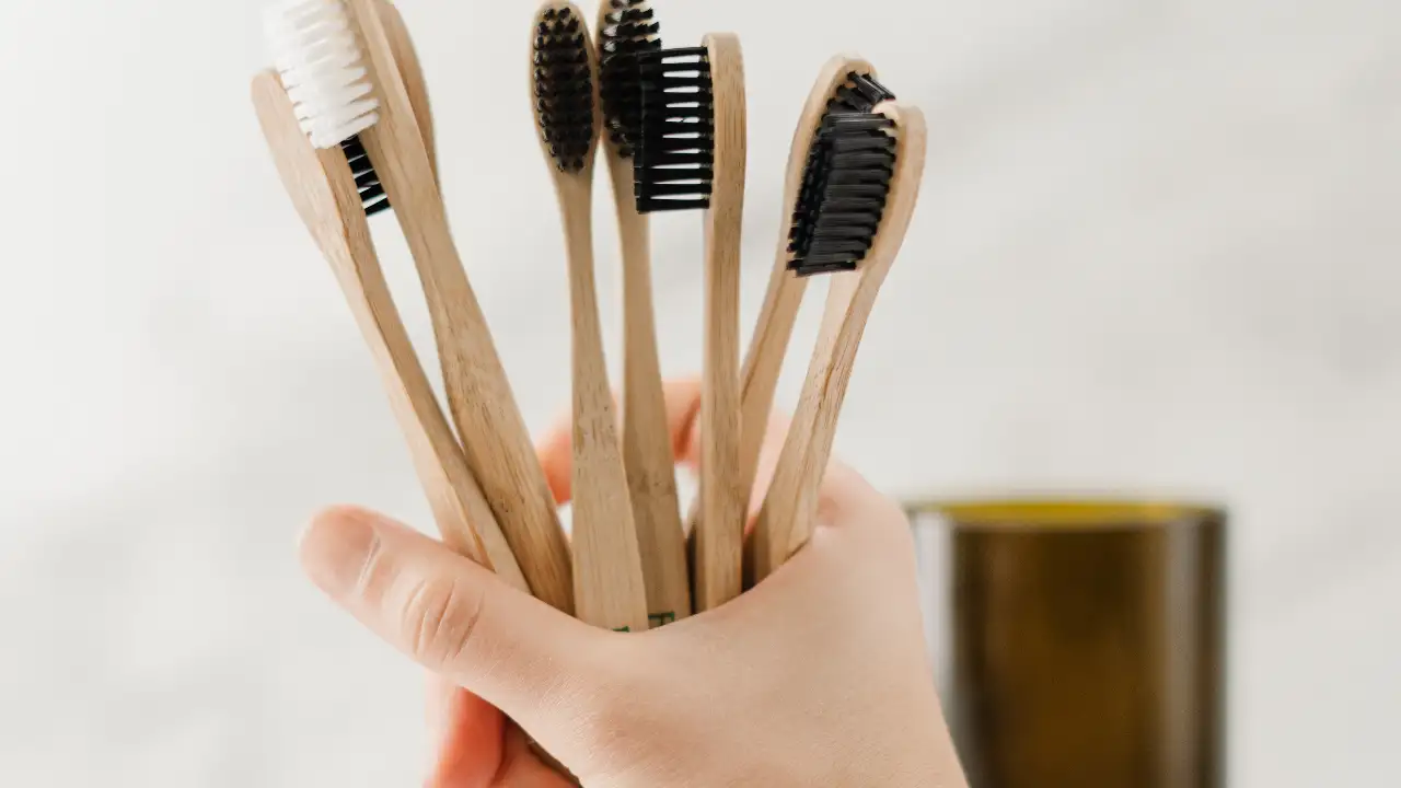Here’s how to clean your Toothbrush and keep it germ-free