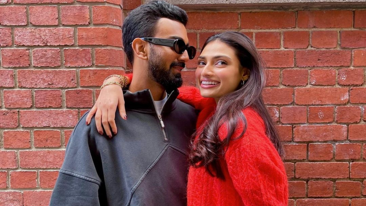 EXCLUSIVE: Outfits finalized, Athiya Shetty and KL Rahul to tie the knot in January 2023