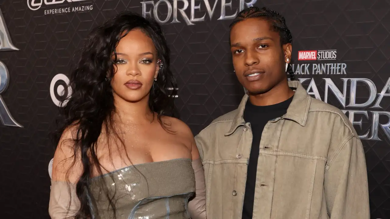 Rihanna headlines Super Bowl 2023 Rihanna