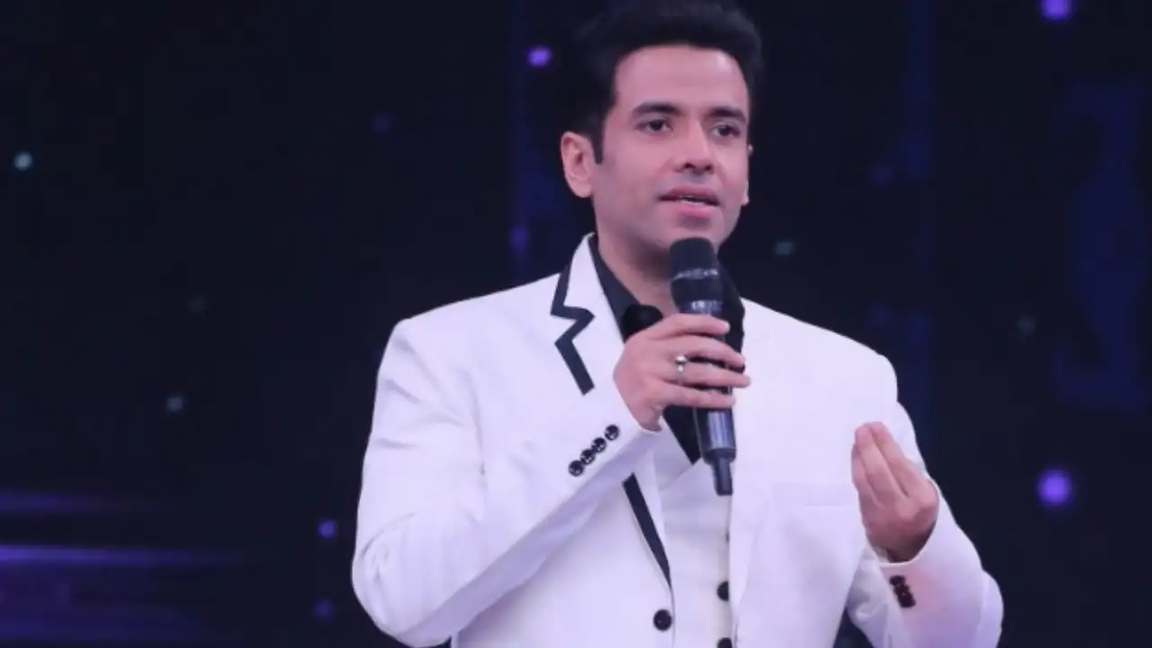 Tusshar Kapoor on his bond with Jeetendra Tusshar Kapoor on his bond with Jeetendra