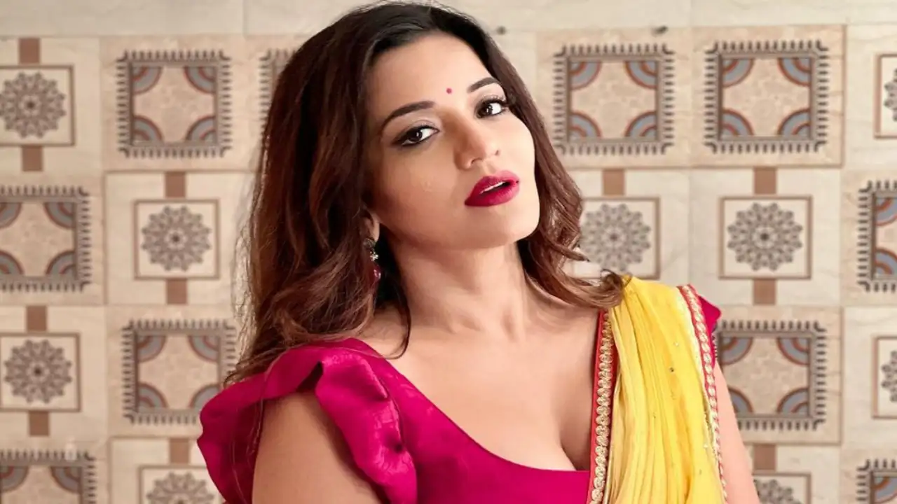 Monalisa Ka Chudai Video - Nazar actress Monalisa to star in Bharti Singh and Haarsh Limbachiyaa's  show 'Fawara Chowk' | PINKVILLA