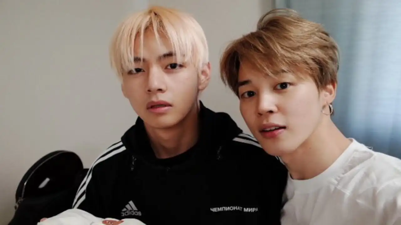 Jimin and V selfie Jimin and V selfie; Picture Courtesy: Twitter