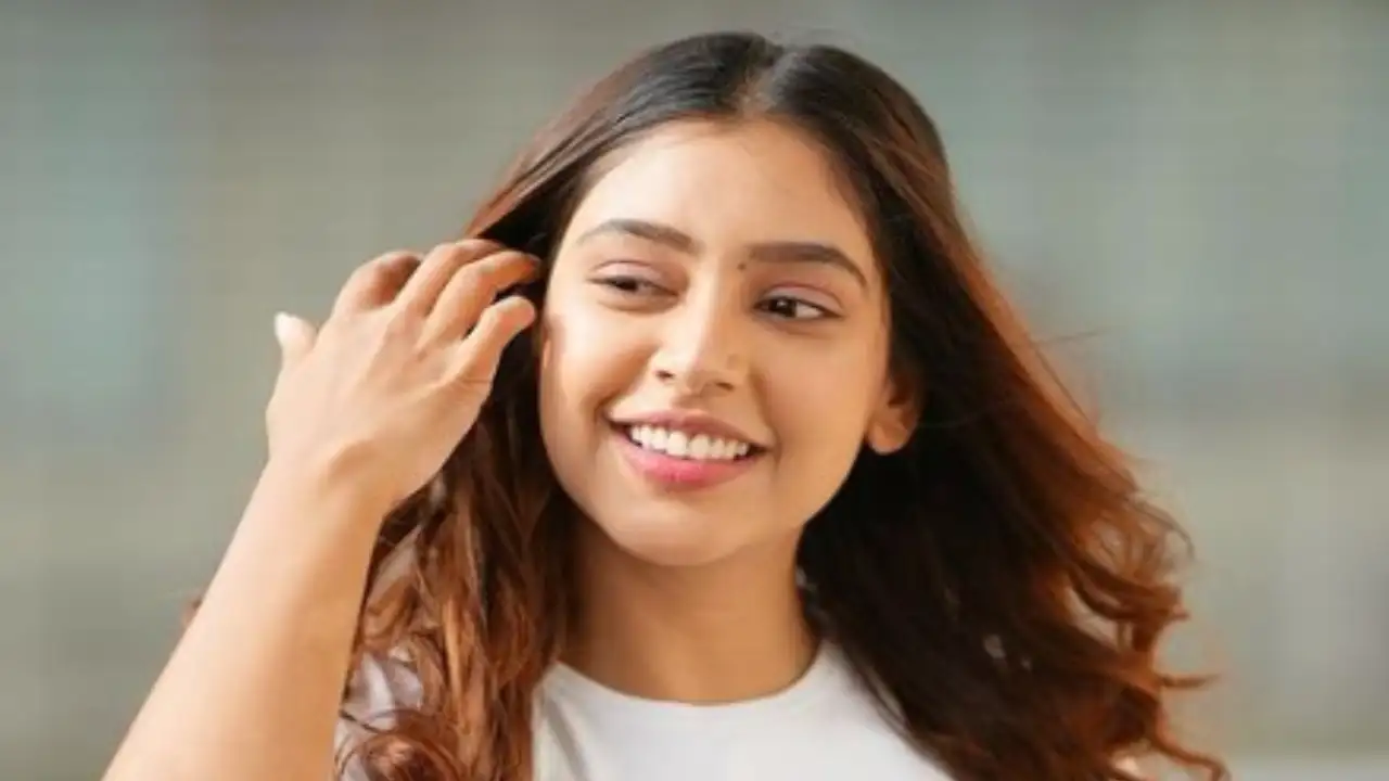 EXCLUSIVE VIDEO: Has Niti Taylor swiped left or right on dating apps? Actress reveals 