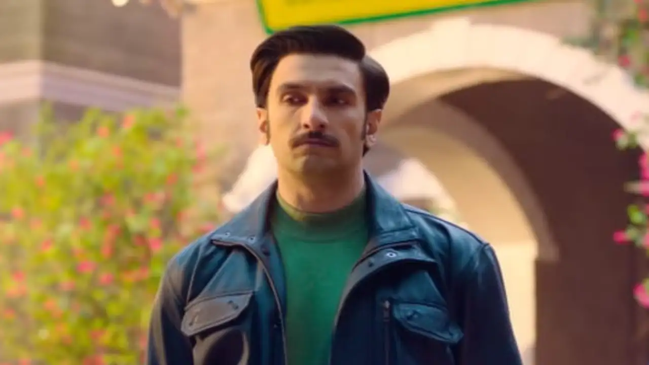 Cirkus is Ranveer Singh's second theatrical release of 2022 (Credit: T-Series YouTube channel) Ranveer Singh