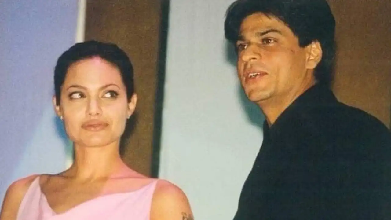 When Angelina Jolie couldn't stop looking at Shah Rukh Khan; 5 times his charm worked as a magnet for heroines