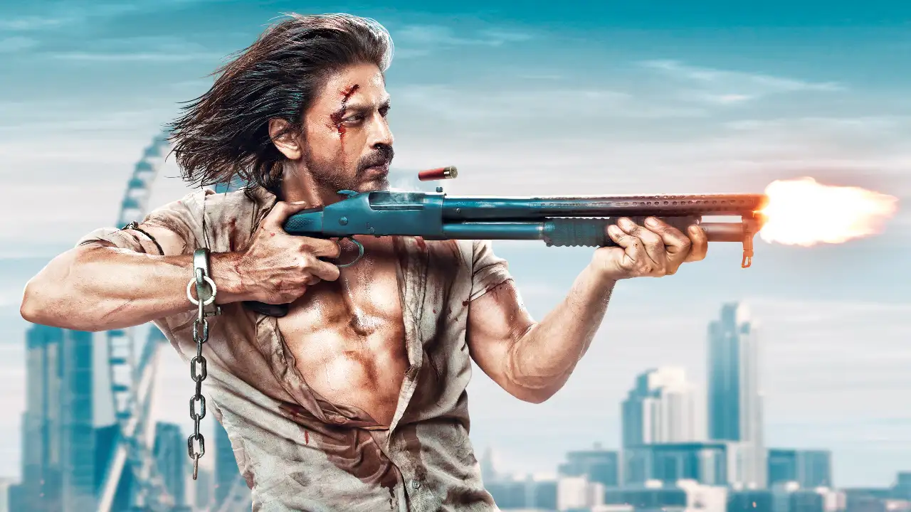 EXCLUSIVE: 50,000 Shah Rukh Khan fans to come together to watch FDFS of Pathaan on January 25 EXCLUSIVE: 50,000 Shah Rukh Khan fans to come together to watch FDFS of Pathaan on January 25
