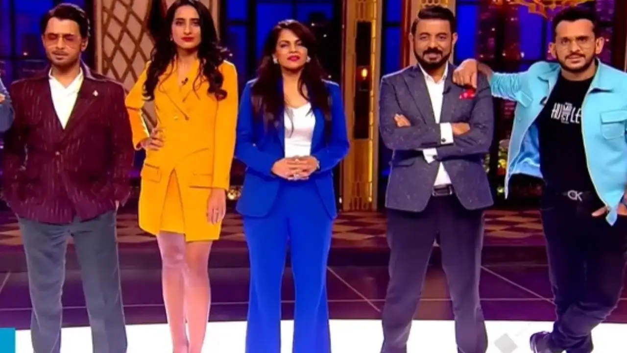 Image Source: Sony TV Instagram Peyush Bansal, Vineeta Singh, Anupam Mittal, Namita Thapar, Aman Gupta