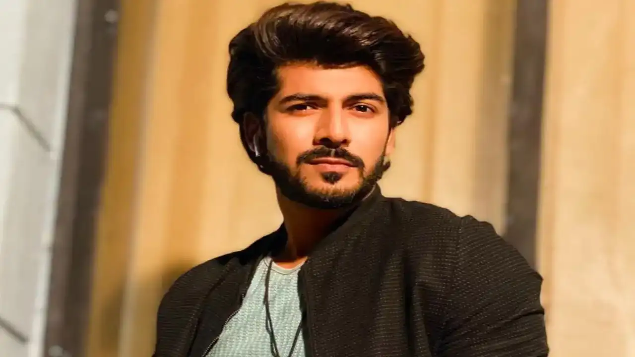 Accused Sheezan Khan's bail plea rejected by Vasai court Accused Sheezan Khan's bail plea rejected by Vasai court