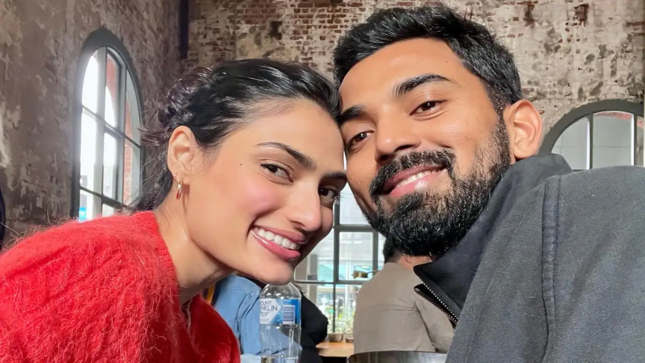6 Times Athiya Shetty and KL Rahul painted the town red with their romance