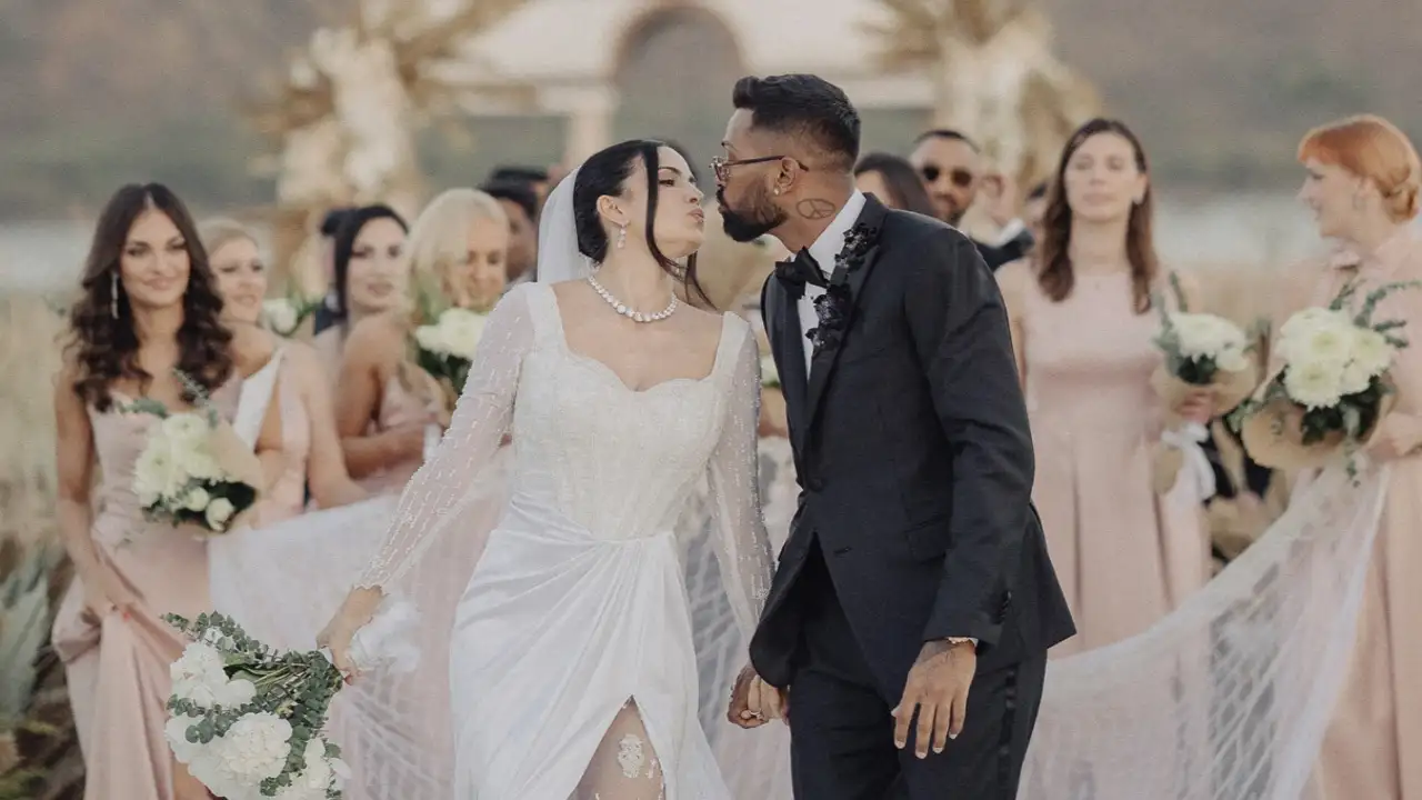 Hardik Pandya and Natasa Stankovic tie the knot again (Credits: Twitter) Hardik Pandya, Natasa Stankovic