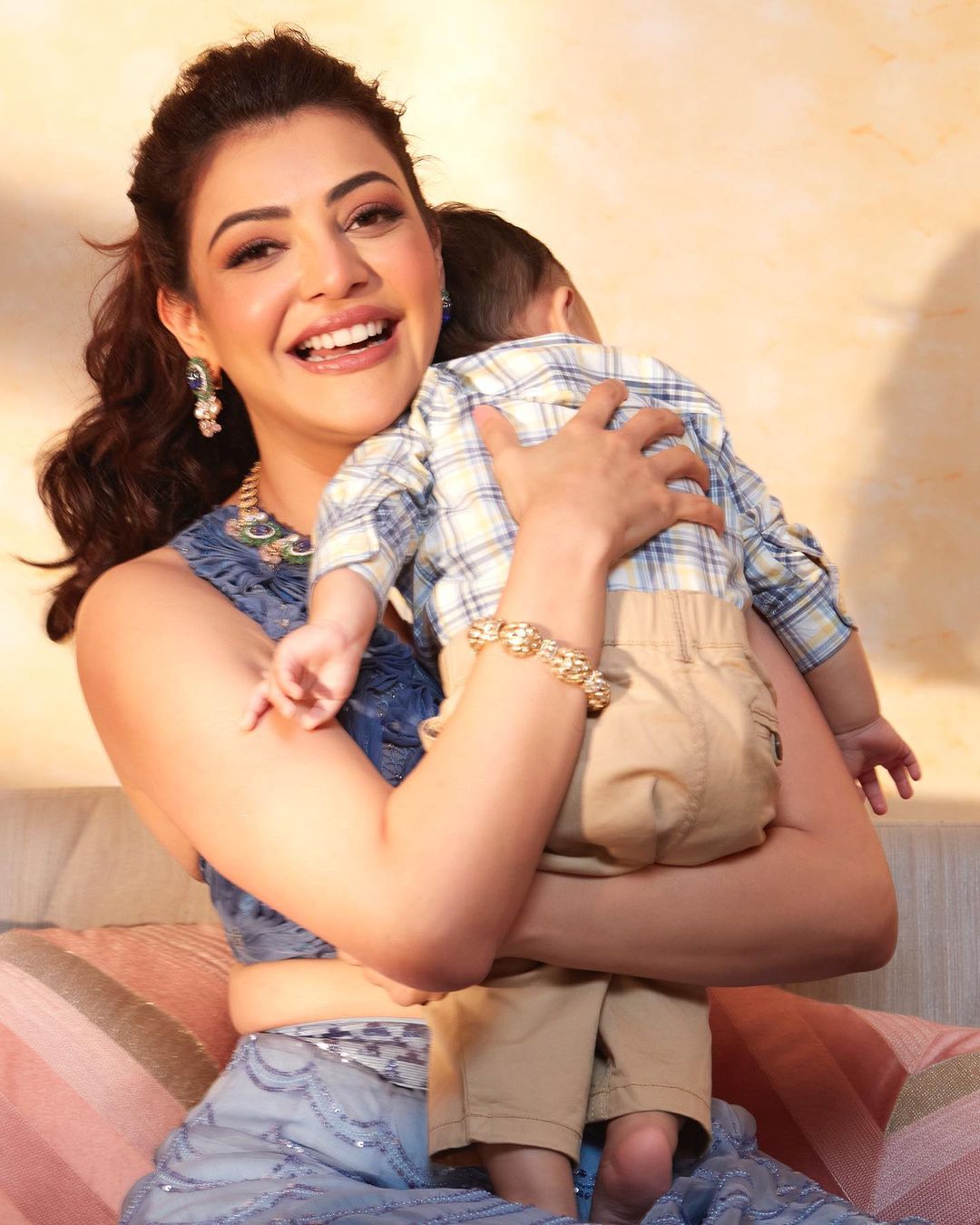 Kajal Aggarwal's latest pic with 'precious' Neil is all things adorable;  Enjoys Valentine's date with hubby | PINKVILLA