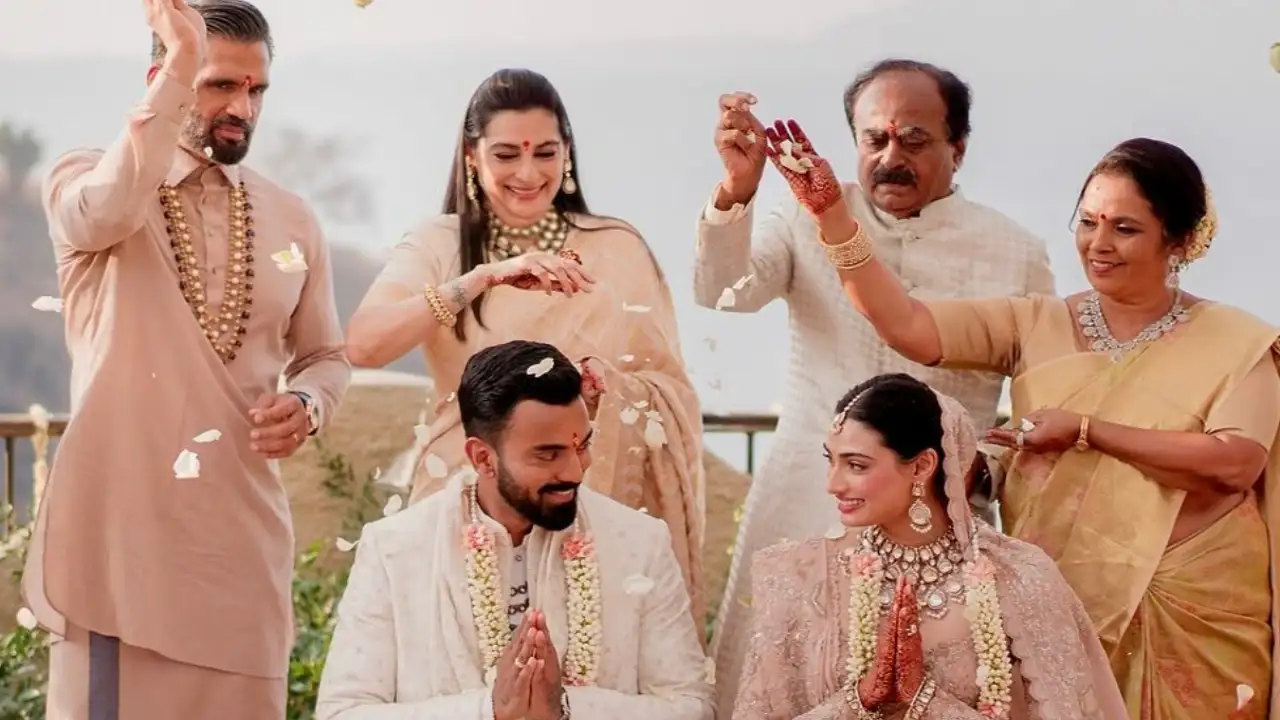 Picture courtesy: Instagram Wedding picture of Athiya Shetty and KL Rahul