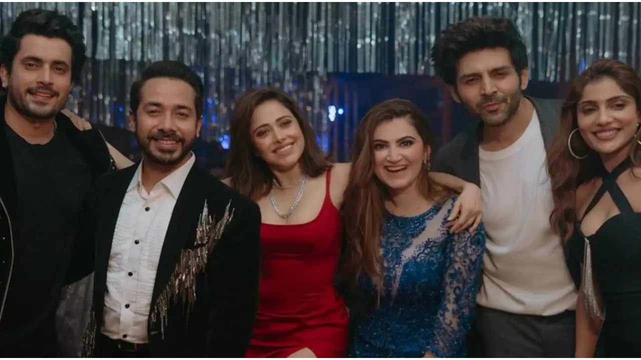 INSIDE PICS: Kartik Aaryan reunites with Pyaar Ka Punchnama co-stars at Abhishek Pathak-Shivaleeka’s reception INSIDE PICS: Kartik Aaryan reunites with Pyaar Ka Punchnama co-stars at Abhishek Pathak-Shivaleeka’s reception