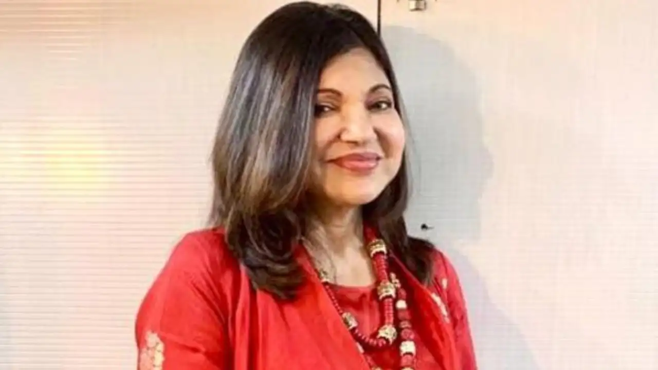 Alka Yagnik shares how Anu Malik made her sing for Refugee Alka Yagnik shares how Anu Malik made her sing for Refugee