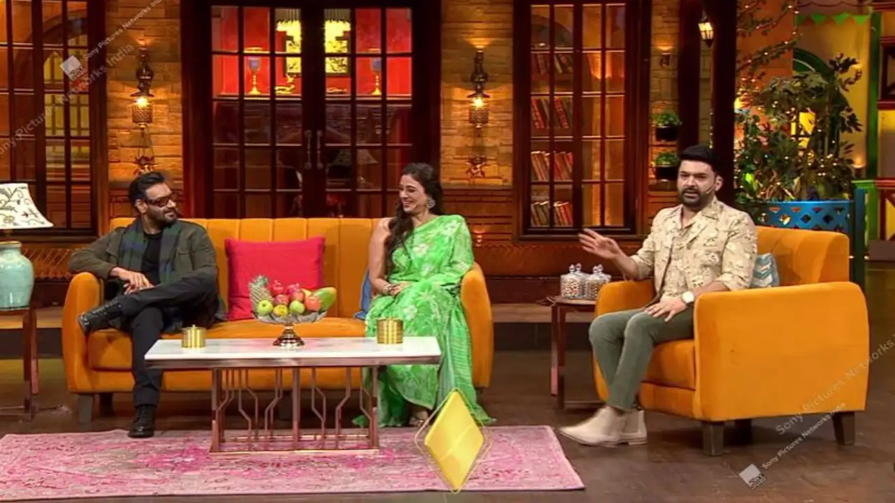 Ajay Devgn showed his sense of humour on the The Kapil Sharma Show (PC: The Kapil Sharma Show) Ajay Devgn and Tabu with Kapil Sharma