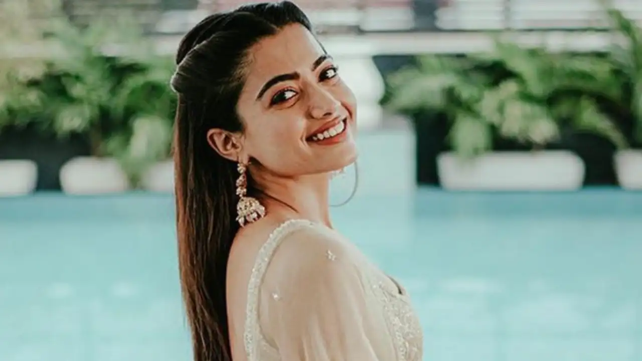 Rashmika Mandanna's unmissable reaction when paps asked her about being cricketers' crush