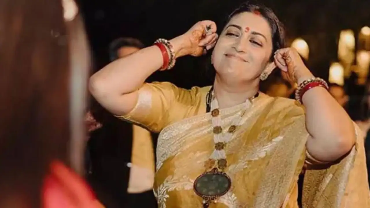 Smriti Irani pens a hilarious caption describing our Sunday mood; Find out how netizens REACT Smriti Irani pens a hilarious caption describing our Sunday mood; Find out how netizens REACT