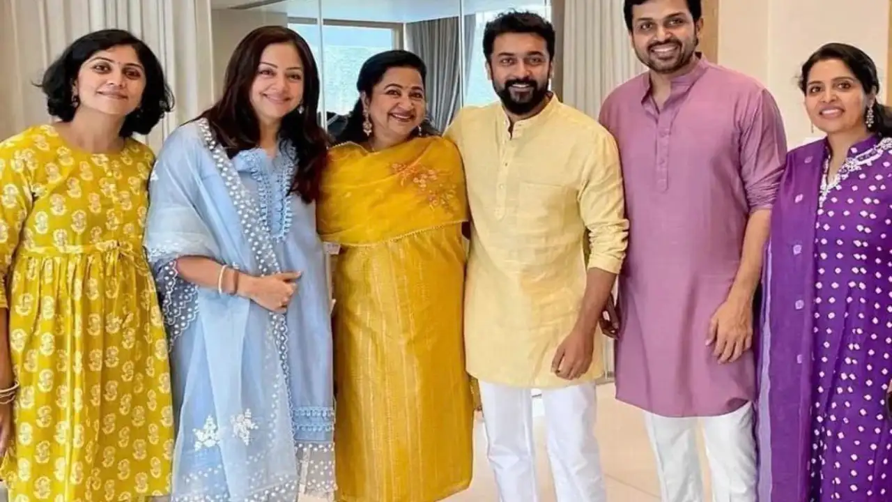 Suriya and Jyothika pose for a perfect frame with Karthi and family in  viral PIC | PINKVILLA
