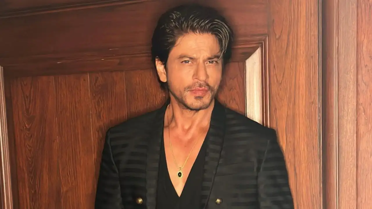 PICS: Shah Rukh Khan's 'Friday Night' look for the opening of Nita ...