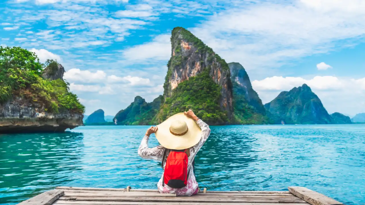 Zodiac Signs That Are Likely to Embrace a Nomadic Lifestyle Zodiac Signs That Are Likely to Embrace a Nomadic Lifestyle