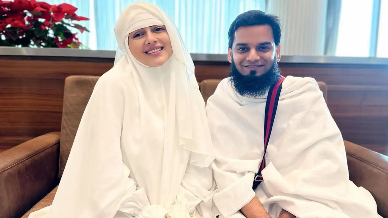 Bigg Boss 6 fame Sana Khan-Mufti Anas to welcome their first child in July, former says 'I had ups and downs' Bigg Boss 6 fame Sana Khan-Mufti Anas to welcome their first child in July, former says 'I had ups and downs'