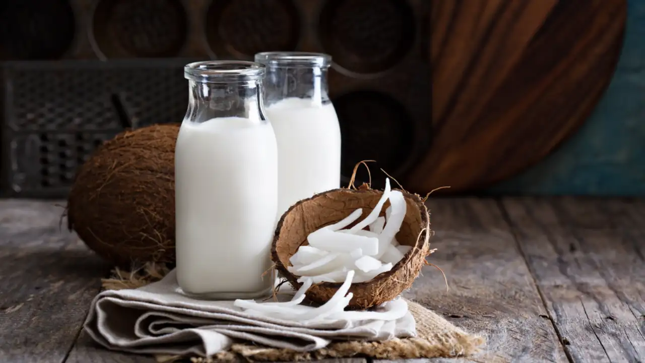 Coconut Milk for Hair Growth: 9 DIY Hair Masks for Stronger Hair