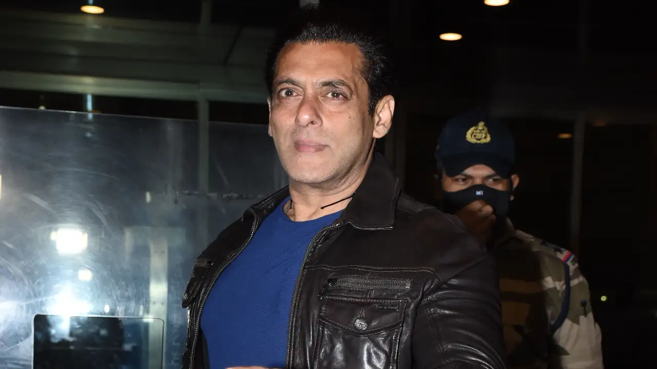 Bombay High Court quashes 2019 criminal proceeding case against Salman Khan and his bodyguard; Report Bombay High Court quashes 2019 criminal proceeding case against Salman Khan and his bodyguard; Report