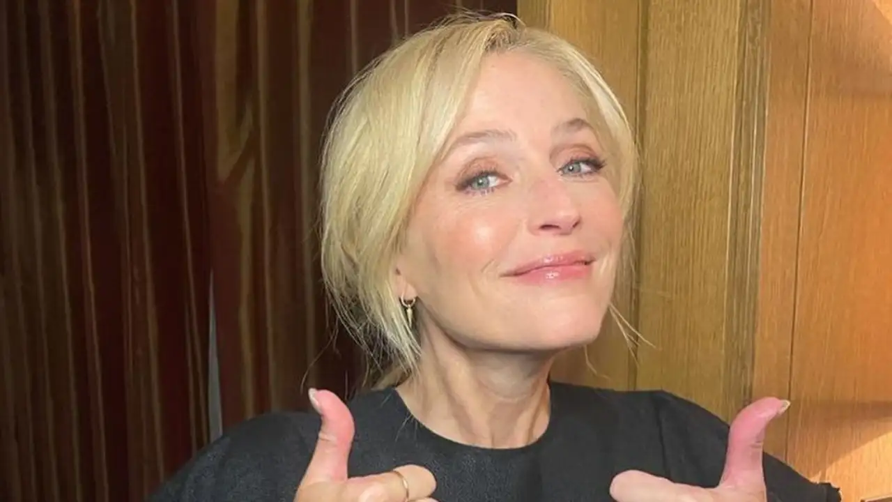 Gillian Anderson (Image: Gillian Anderson Instagram) Gillian Anderson (Image: Gillian Anderson Instagram)