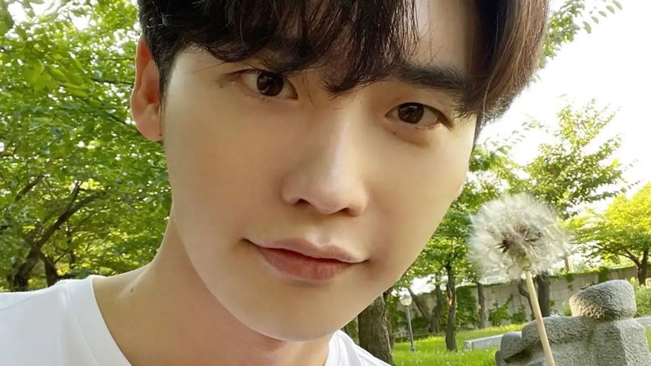 Lee Jong Suk opens up about IU When she tells me ‘You’ve a lot