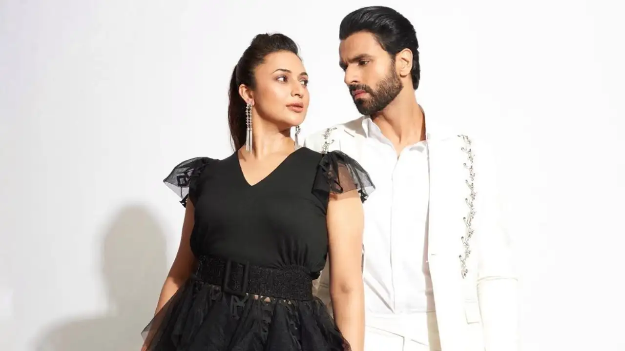 Divyanka Tripathi-Vivek Dahiya stun as they pose together in glamorous black and white outfits; See PICS (Pic credit: ViinayyakKulkarni) Divyanka Tripathi-Vivek Dahiya stun as they pose together in glamorous black and white outfits; See PICS
