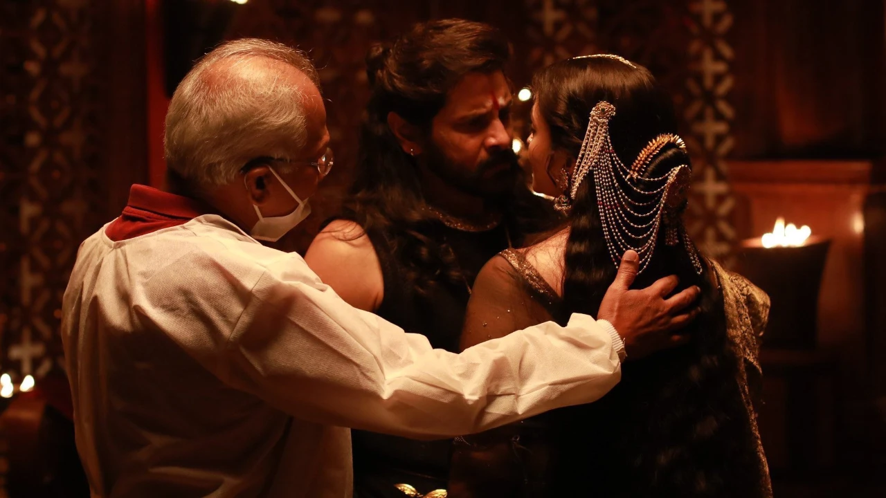 Ponniyin Selvan 2 Review: Aishwarya Rai, Vikram, Jayam Ravi are acting giants; Climax fails to pack a punch