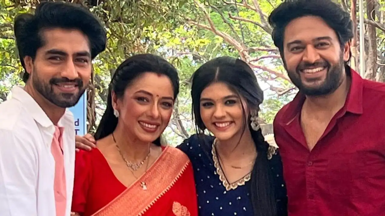 Anupamaa's Rupali Ganguly drops PICS with Gaurav Khanna, Pranali Rathod, Harshad Chopda; Is something cooking? Anupamaa's Rupali Ganguly drops PICS with Gaurav Khanna, Pranali Rathod, Harshad Chopda; Is something cooking?
