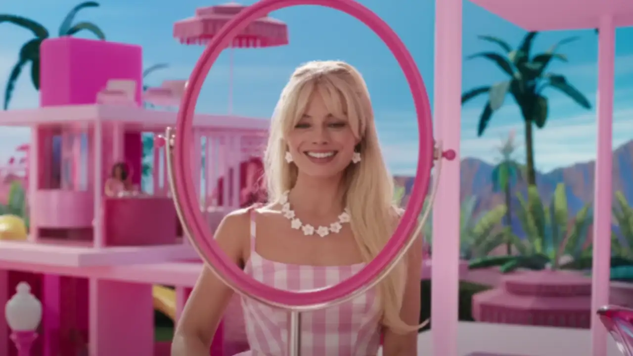 Barbie fans are outraged because the song 'Barbie Girl' is missing ...