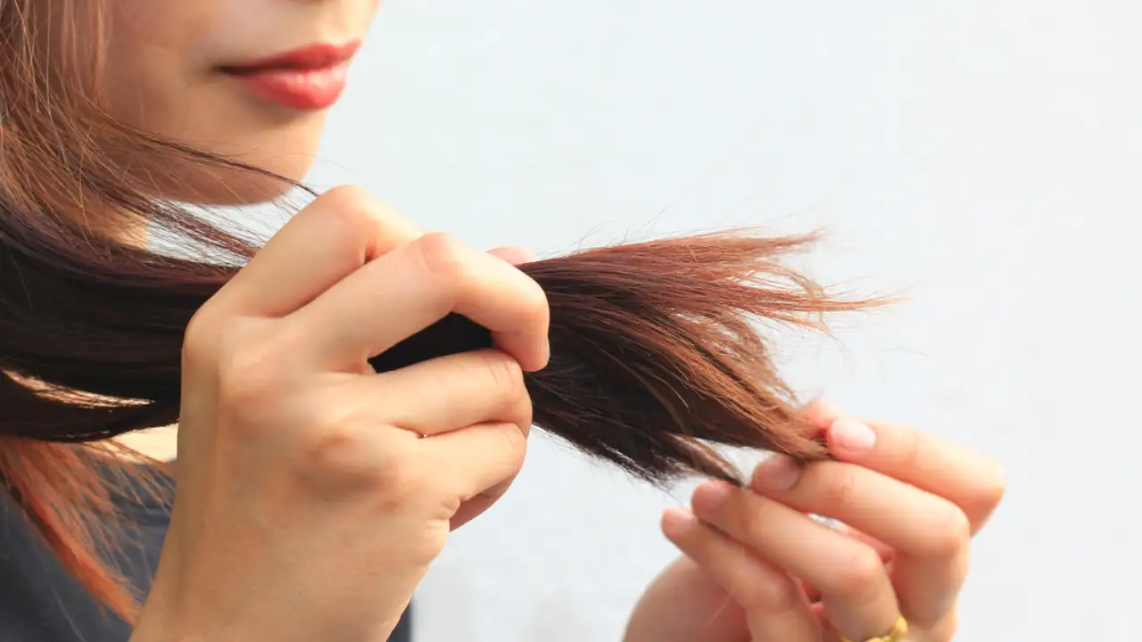 How to Remove Brassy Tones from Brown Hair: 8 Tips to Follow