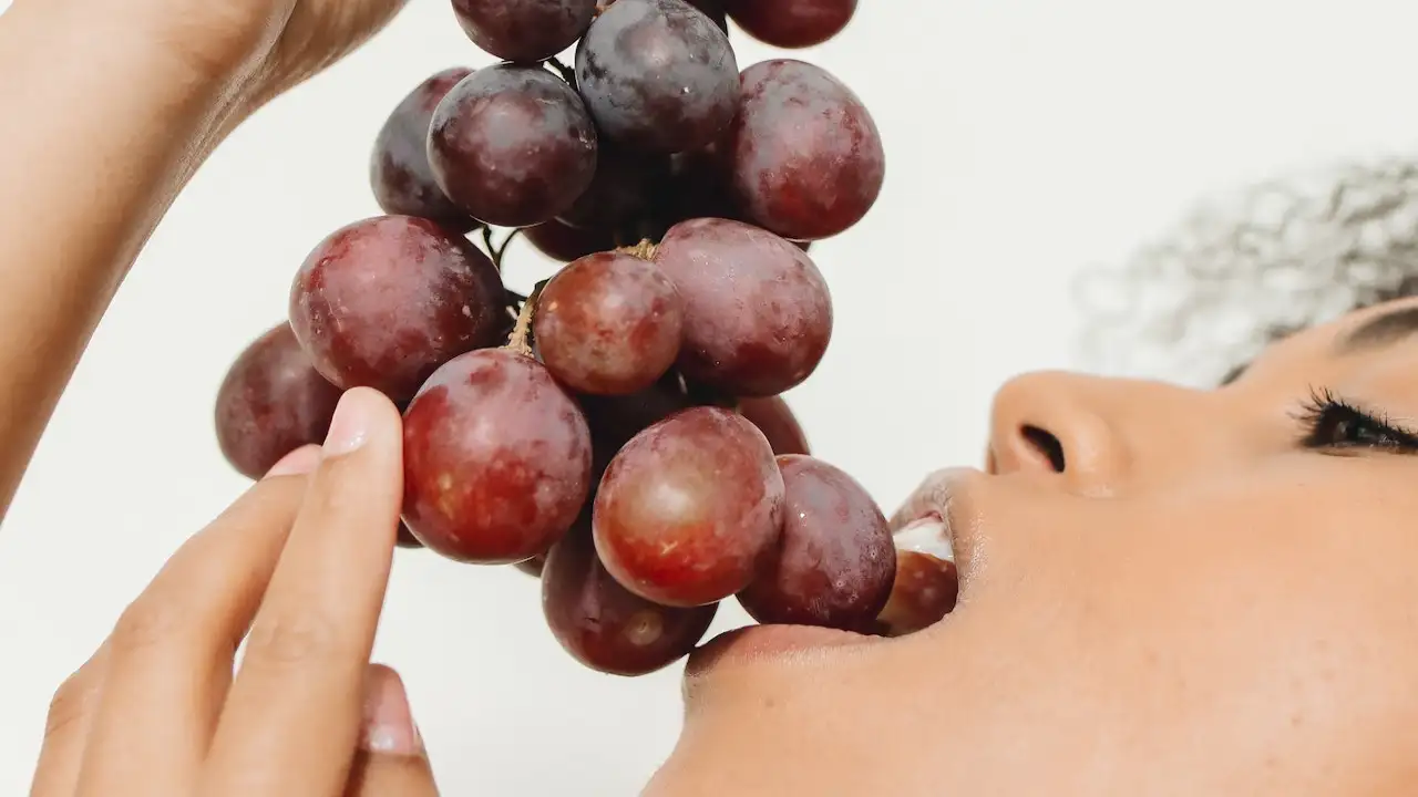 An Expert’s Guide on the Unexpected Side Effects of Grapes