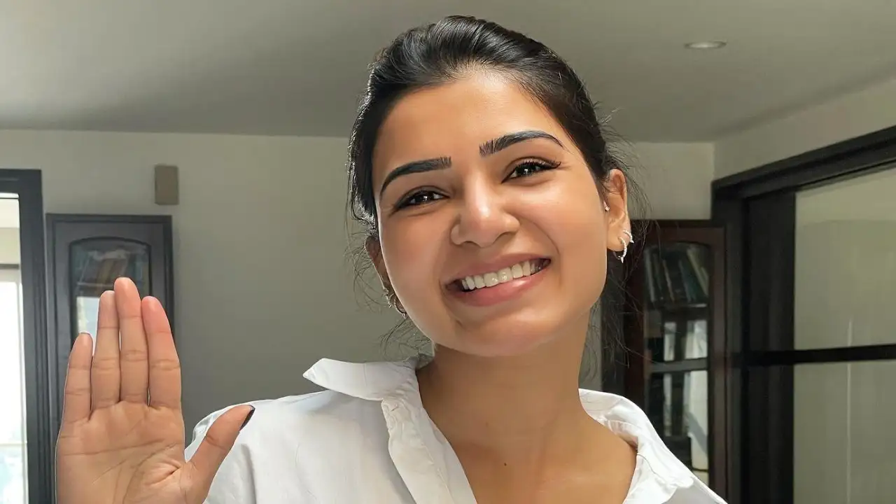 Beauty Hack: Samantha shows how to instantly brighten, lift and de-puff your eyes when you're on-the-go (PC: Samantha Instagram) Samantha Instagram