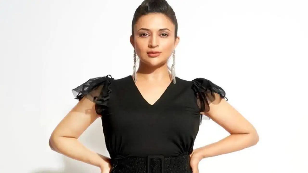 Divyanka Tripathi shares an adorable video bonding with a dog (PC: Divyanka Tripathi Instagram) Divyanka Tripathi