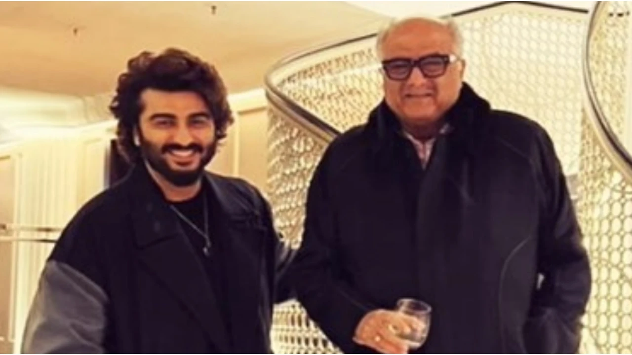 Picture courtesy: Instagram WATCH: Arjun Kapoor attends Hans Zimmer's concert with dad Boney Kapoor sans sisters; calls him 'best company'