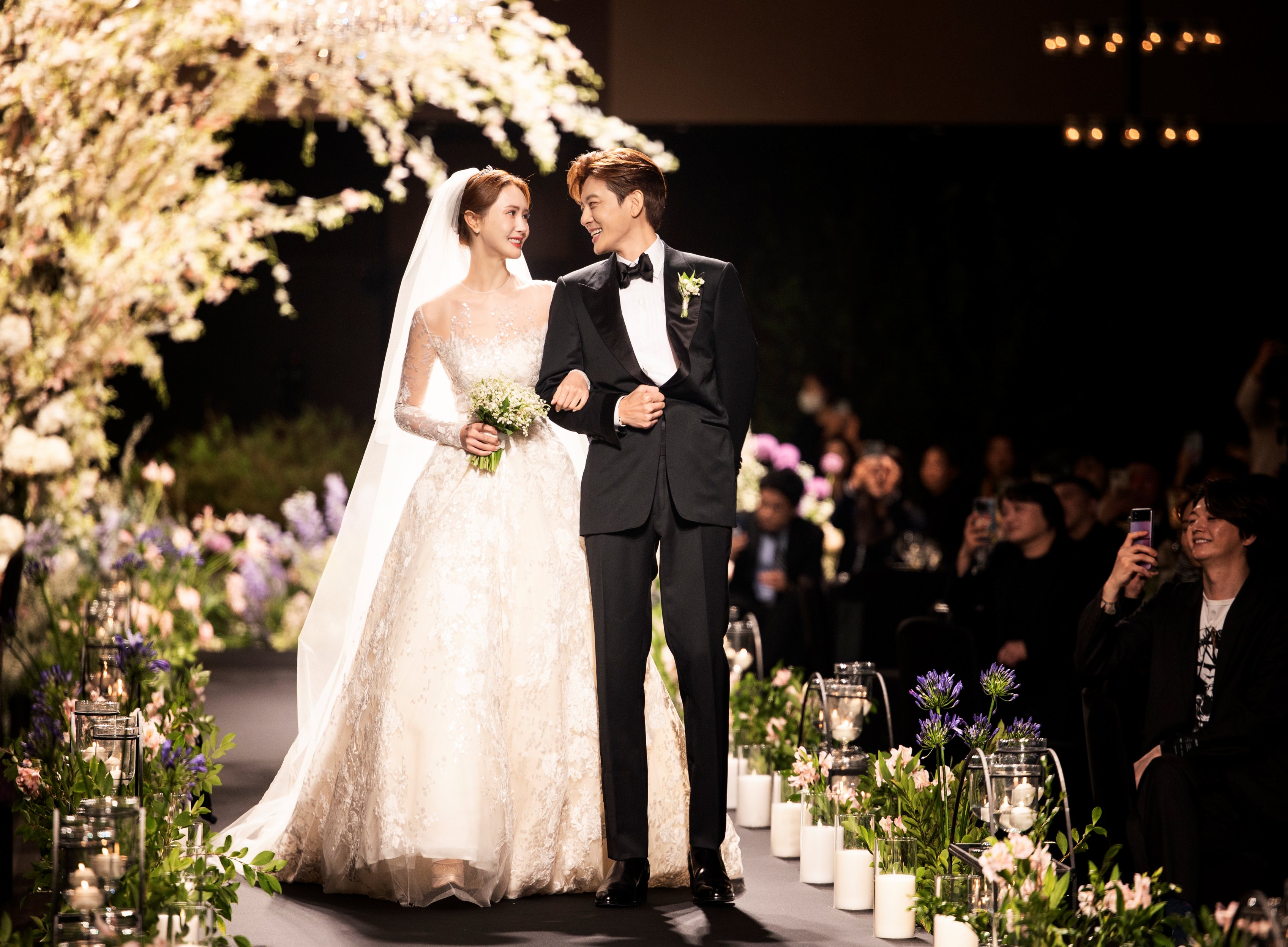 SE7EN and Lee Da Hae: courtesy of K-Star Global Entertainment