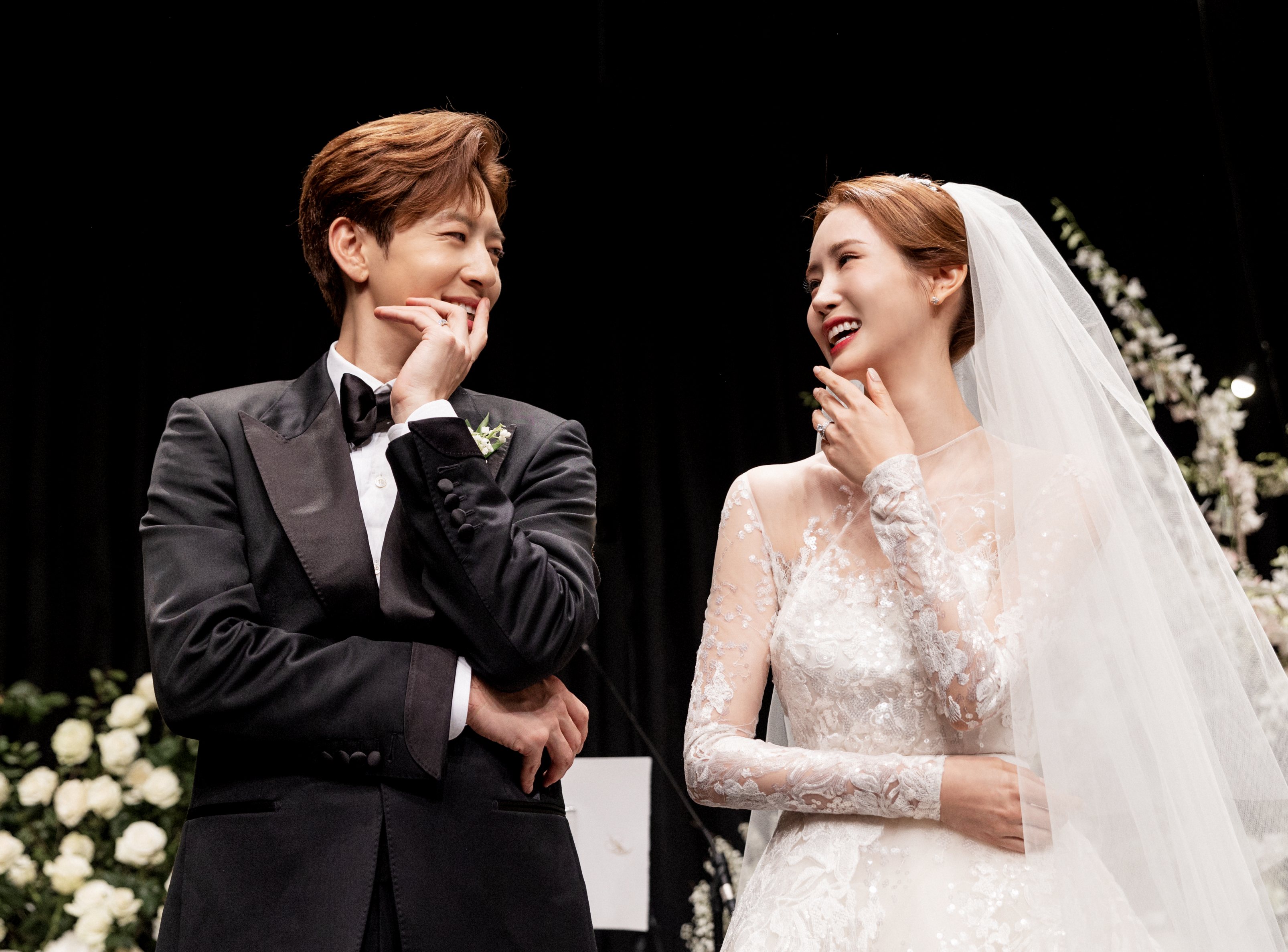 SE7EN and Lee Da Hae: courtesy of K-Star Global Entertainment