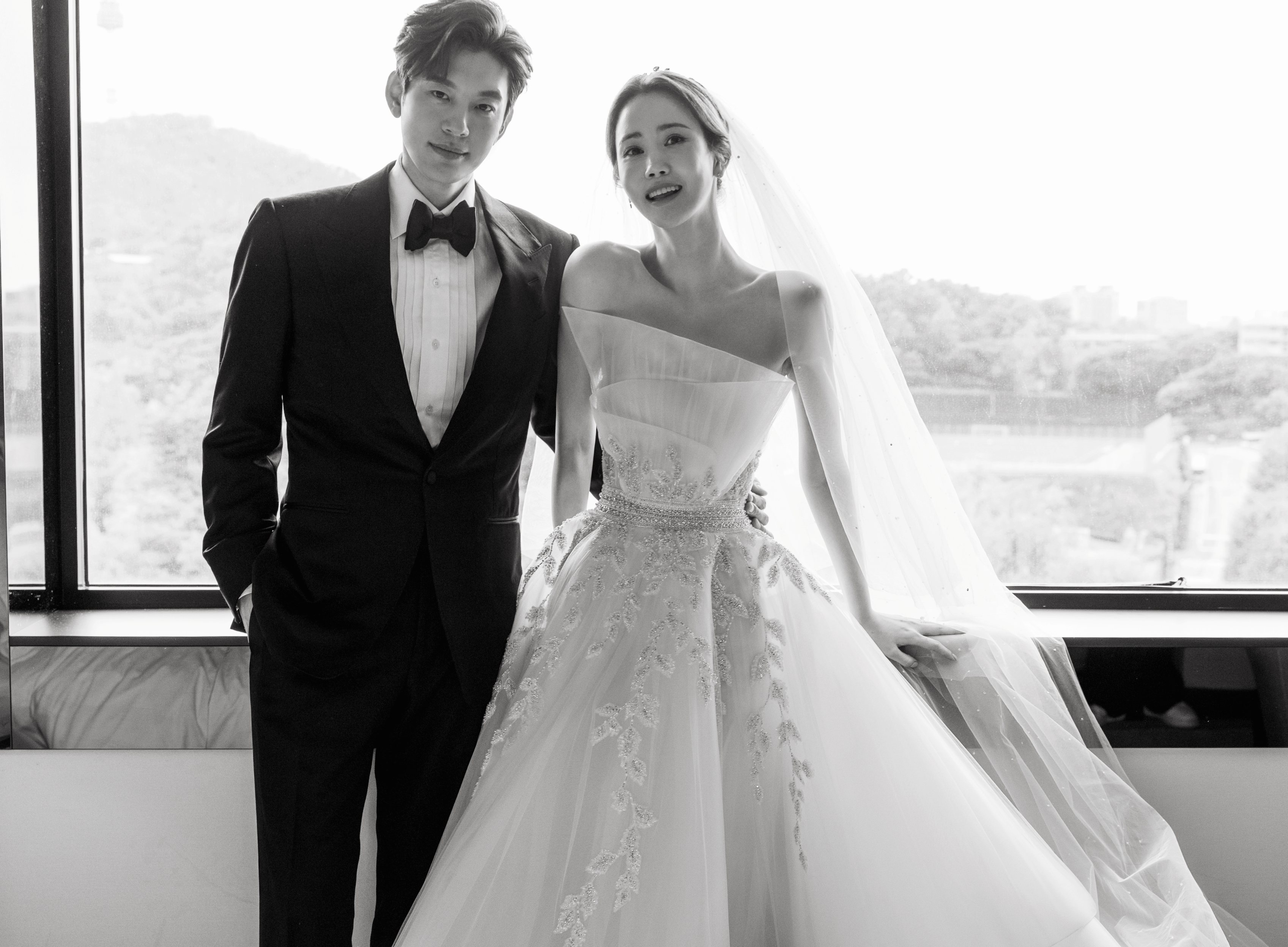 SE7EN and Lee Da Hae: courtesy of K-Star Global Entertainment
