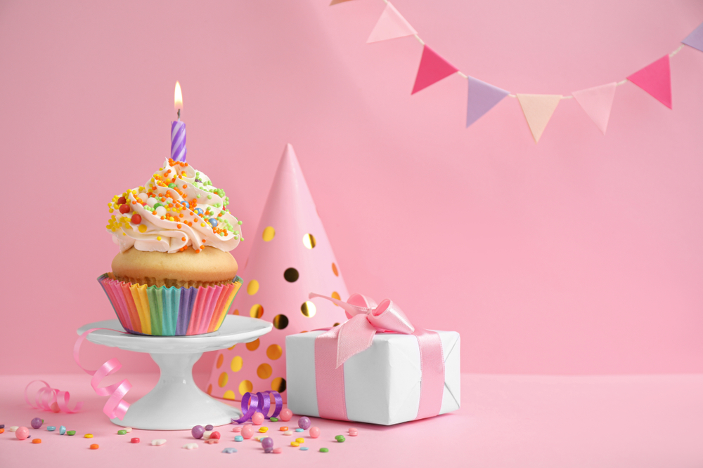 550+ Birthday Cake Candles Pictures | Download Free Images on Unsplash