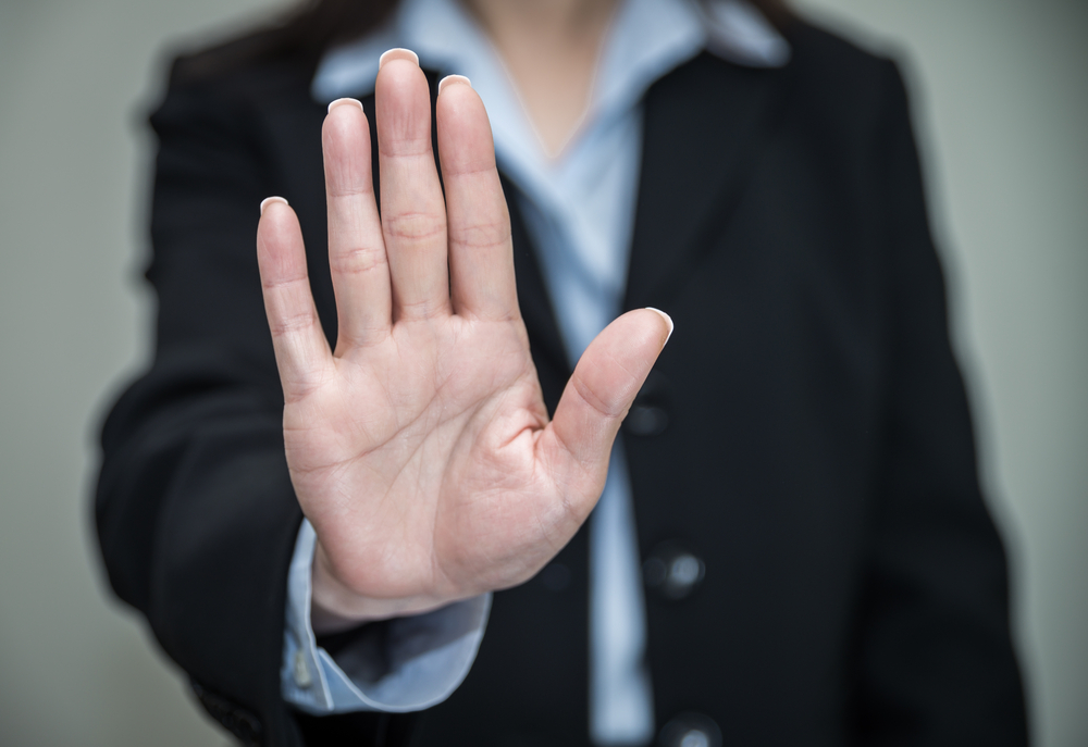 signs of a control freak