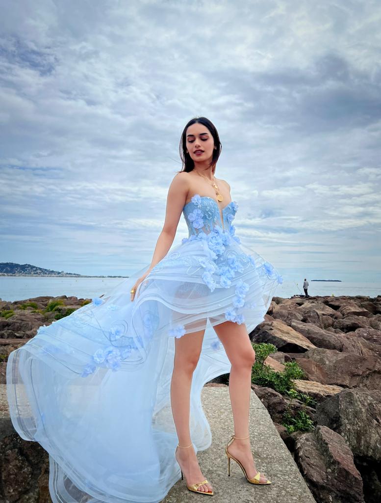 Manushi Chhillar trong ngày thứ 3 của Cannes