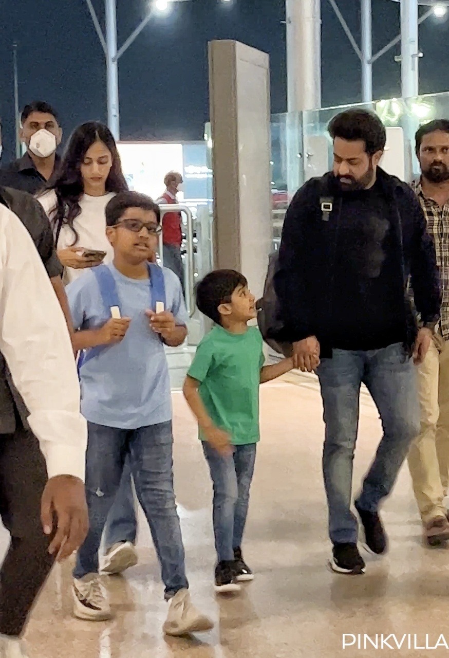 Jet Jr NTR đi nghỉ cùng vợ Pranathi, hai con trai Abhay và Bhargav