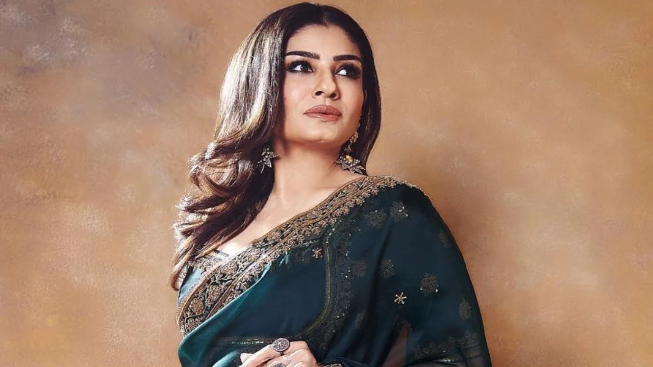 What conditions did Raveena Tandon have before shooting Tip Tip Barsa Pani with Akshay Kumar? Actress REVEALS What conditions did Raveena Tandon have before shooting Tip Tip Barsa Pani with Akshay Kumar? Actress REVEALS