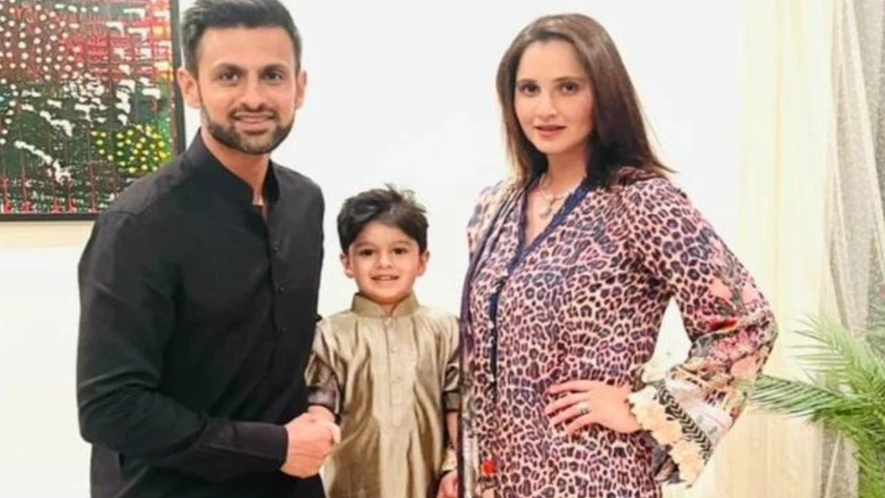 WATCH Sania Mirza’s fitting reply when asked how she manages her baby: ‘Aap agar Shoaib Malik ko puchenge…’ WATCH Sania Mirza’s fitting reply when asked how she manages her baby: ‘Aap agar Shoaib Malik ko puchenge…’